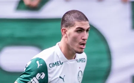 Udinese-ITA de olho em Thiago Pimenta, zagueiro do Palmeiras: bastidores do negócio à luz.