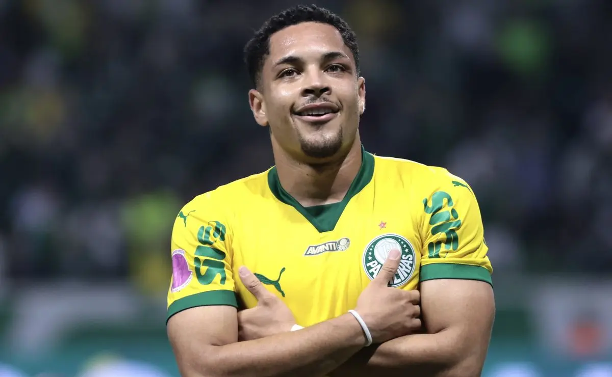 Vitor Roque desperta interesse do Al-Hilal; atacante do Palmeiras valorizado no mercado Vitor Roque desperta interesse do Al-Hilal; atacante do Palmeiras valorizado no mercado