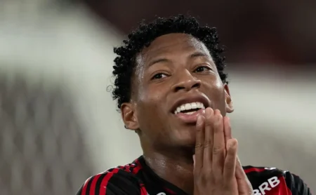 West Ham desiste de Gonzalo Plata e Flamengo impede jogadores na negociação por Lucas Paquetá West Ham desiste de Gonzalo Plata e Flamengo impede jogadores na negociação por Lucas Paquetá