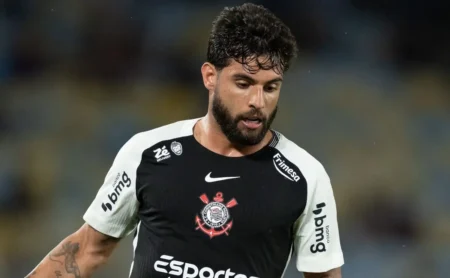 Yuri Alberto decide nos acréscimos e garante vitória do Corinthians sobre o Velo Clube no Paulistão