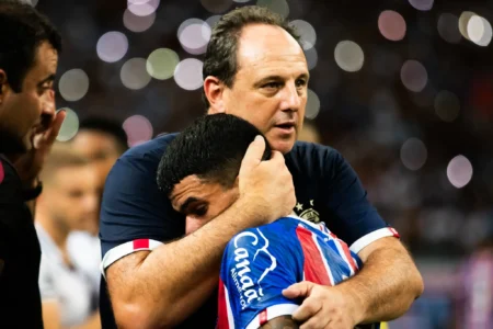 A perda de espaço de Cauly no Bahia e seu potencial no São Paulo A perda de espaço de Cauly no Bahia e seu potencial no São Paulo