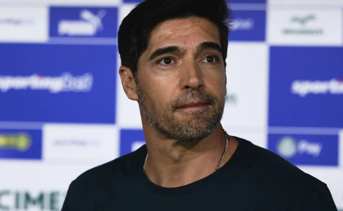 Abel Ferreira comenta expulsão de Zubeldía e analisa Palmeiras x Fluminense: “Não pode sofrer esse gol” Abel Ferreira comenta expulsão de Zubeldía e analisa Palmeiras x Fluminense: “Não pode sofrer esse gol”