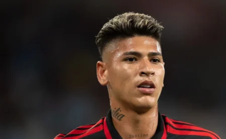 Al-Rayyan busca Carrascal: Flamengo rejeita proposta de R$ 123 milhões