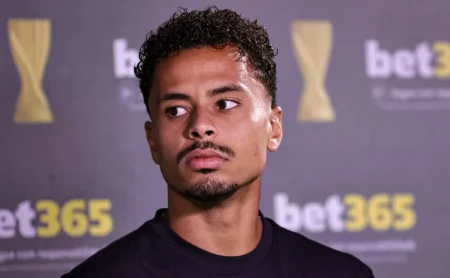 Allan estreia como titular pelo Corinthians em atuação discreta contra o São Bernardo