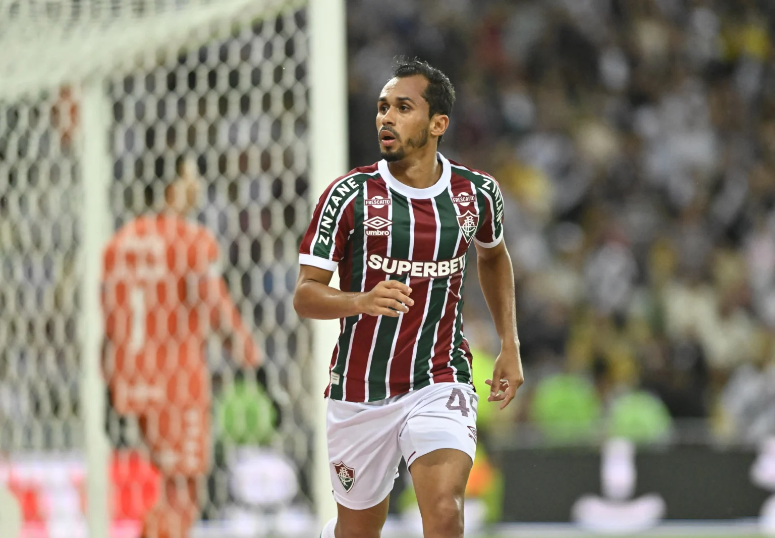 América-MG encaminha o empréstimo do meia Lima, do Fluminense