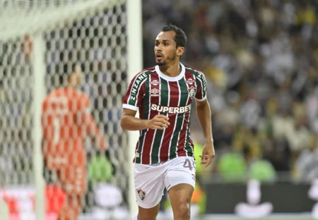 América-MG encaminha o empréstimo do meia Lima, do Fluminense