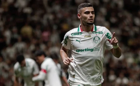 Andreas exalta goleada do Palmeiras e ressalta adaptação: “A cada dia me sinto melhor”