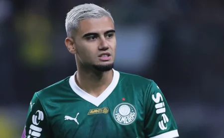 Andreas Pereira: possível punição o afasta do Paulistão após lance controverso Andreas Pereira: possível punição o afasta do Paulistão após lance controverso