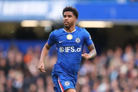 Andrey Santos ganha espaço no Chelsea e cita Arsenal como referência na Premier League Andrey Santos ganha espaço no Chelsea e cita Arsenal como referência na Premier League