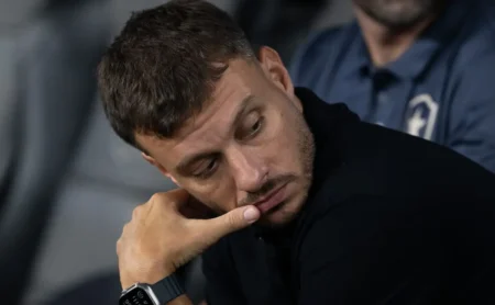 Anselmi alerta sobre a cautela do Botafogo com o retorno de Joaquín Corrêa: “Só volta quando estiver 200%”