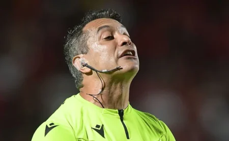 Arbitragem de Felipe Fernandes de Lima em Corinthians x Bragantino gera debate e recebe veredito na web