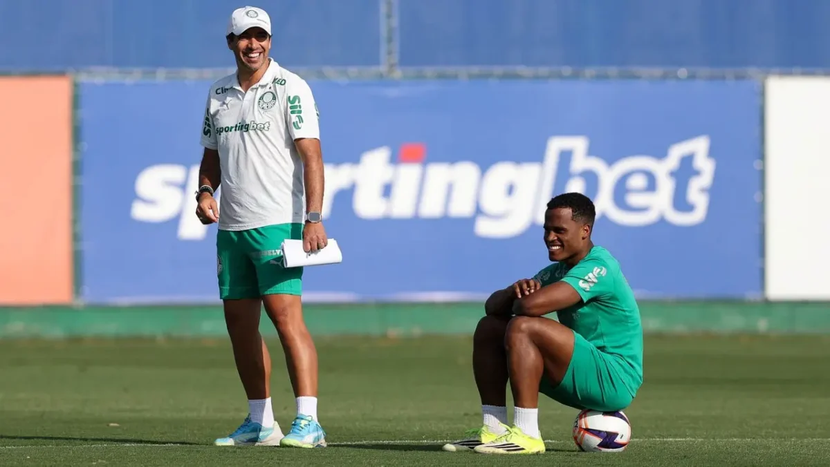 Arias realiza primeiro treino pelo Palmeiras; Paulinho se junta à atividade