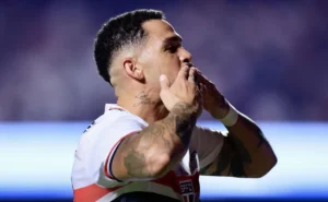 Arnaldo Ribeiro elogia Luciano, do São Paulo, e afirma que atleta é subestimado: “É mais fácil”