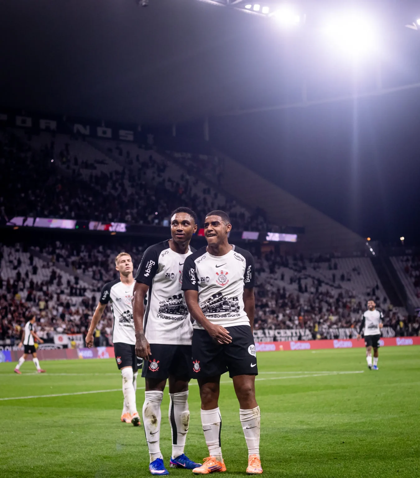 Ataque do Corinthians anota apenas 31% dos gols em 2026, gerando incertezas para Dorival