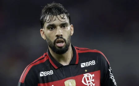 Atuação de Lucas Paquetá em Flamengo x Vitória causa revolta na Nação com Filipe Luís