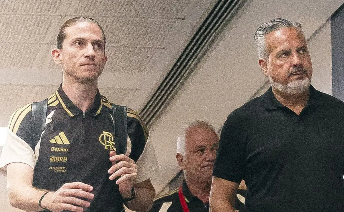 Bastidores do Flamengo: Clima Tensão e Discordância com Filipe Luís Bastidores do Flamengo: Clima Tensão e Discordância com Filipe Luís