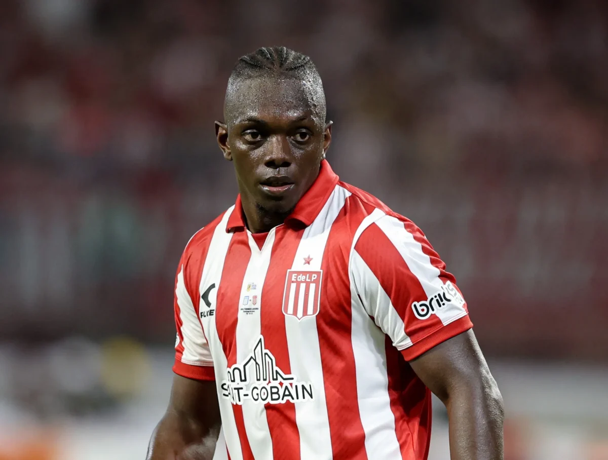 Boca avança na contratação de Cetré, atacante que quase acertou com o Athletico