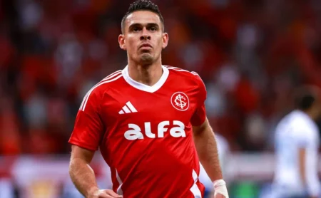 Borré permanece no Internacional: saídas para River Plate e Cruz Azul descartadas.