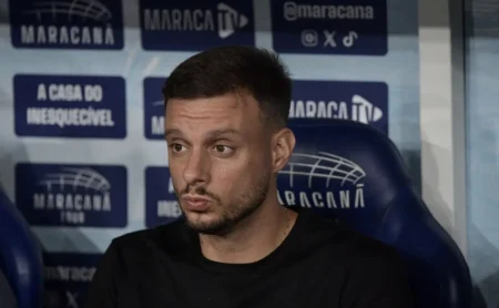 Botafogo escalado com titulares para o clássico decisivo contra o Flamengo no Carioca Botafogo escalado com titulares para o clássico decisivo contra o Flamengo no Carioca