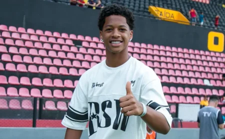 Botafogo faz proposta oficial e demonstra otimismo na contratação de Zé Lucas, do Sport