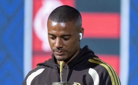 Botafogo tem novidade sobre Nico De La Cruz antes do clássico contra o Flamengo Botafogo tem novidade sobre Nico De La Cruz antes do clássico contra o Flamengo