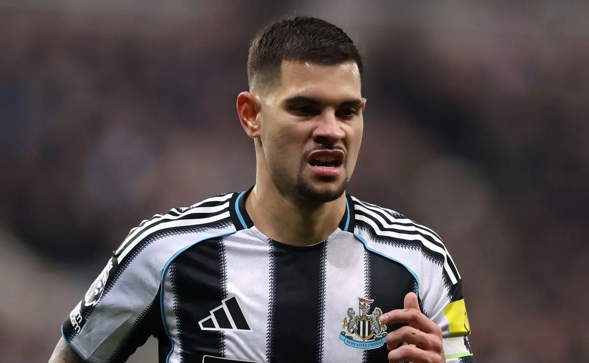 Bruno Guimarães sofre lesão muscular e ficará afastado por 8 a 10 semanas, informa Fabrizio Romano Bruno Guimarães sofre lesão muscular e ficará afastado por 8 a 10 semanas, informa Fabrizio Romano