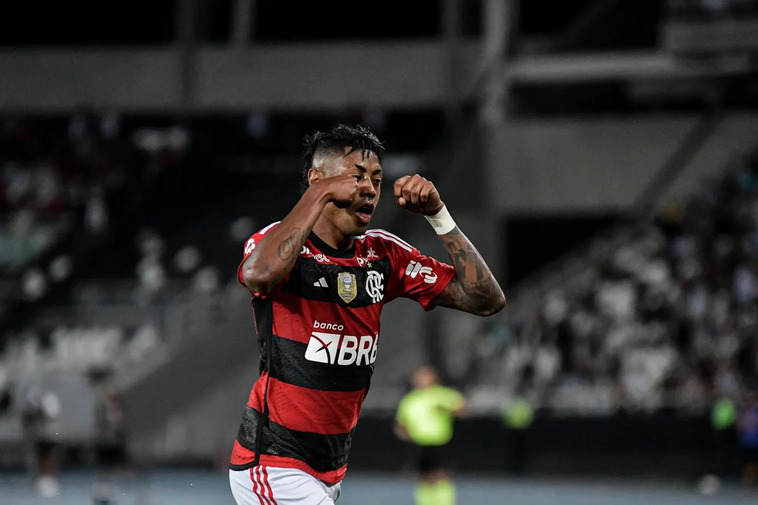 Bruno Henrique: Último ano de contrato e futuro incerto no Flamengo Bruno Henrique: Último ano de contrato e futuro incerto no Flamengo