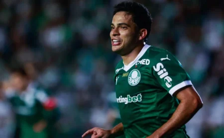 Bruno Rodrigues: Palmeiras encaminha empréstimo ao Internacional, diz jornalista