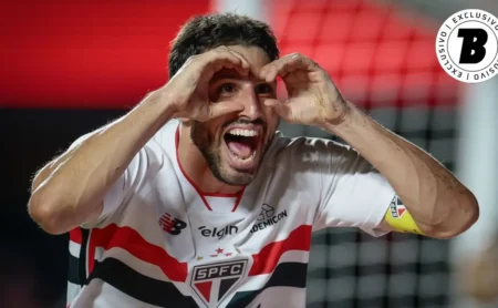 Calleri marca em quatro jogos consecutivos pelo São Paulo e iguala marca de sua primeira passagem Calleri marca em quatro jogos consecutivos pelo São Paulo e iguala marca de sua primeira passagem