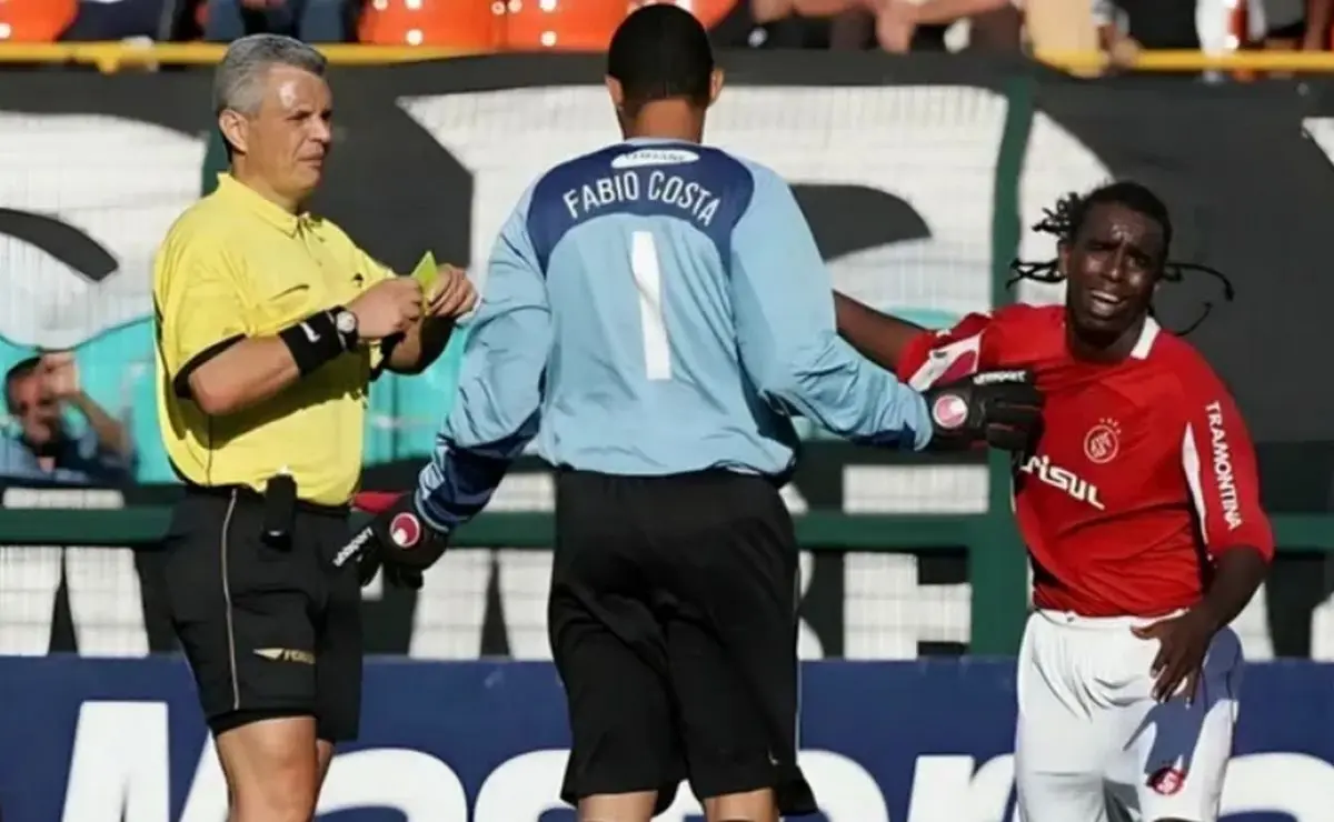 Campeão internacional do Brasileirão 2005 será definido em votação no Conselho Deliberativo