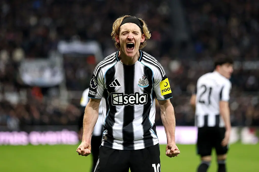 Cartola, o craque da rodada nove: autor de quatro gols, veja a seleção completa