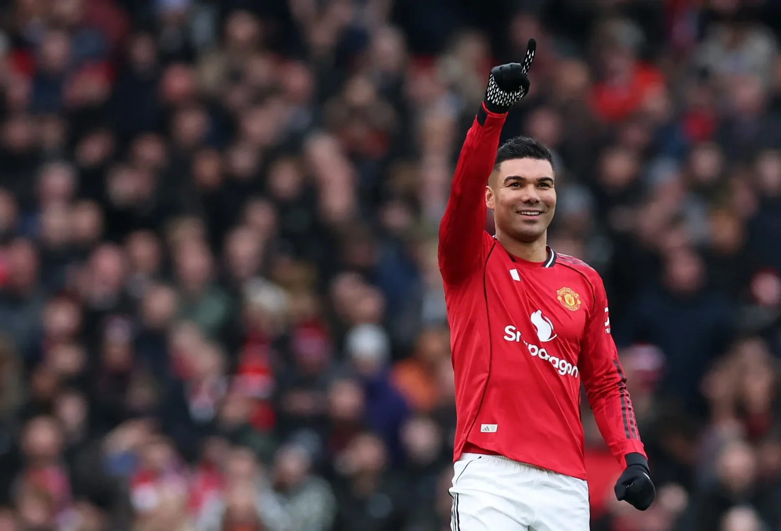 Casemiro eleito o melhor da 24ª rodada da Premier League