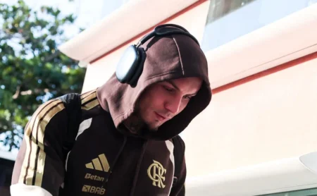 Cebolinha comunicou ao Flamengo sobre a não renovação antes da entrevista, revela Rodrigo Mattos Cebolinha comunicou ao Flamengo sobre a não renovação antes da entrevista, revela Rodrigo Mattos