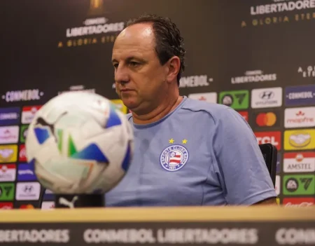 Ceni detalha decisão por jovem atacante nos pênaltis e revela desafio no Bahia