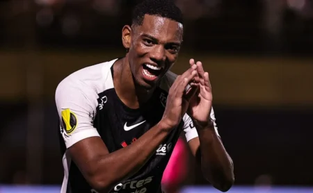 Corinthians avalia venda de André à Inter de Milão por R$ 154 milhões na próxima janela Corinthians avalia venda de André à Inter de Milão por R$ 154 milhões na próxima janela