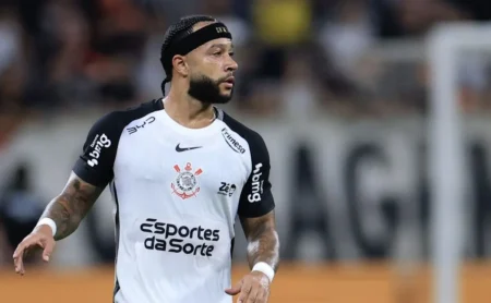 Corinthians: Apenas 5 gols de atacantes em 15 marcados; Depay ainda não balançou as redes
