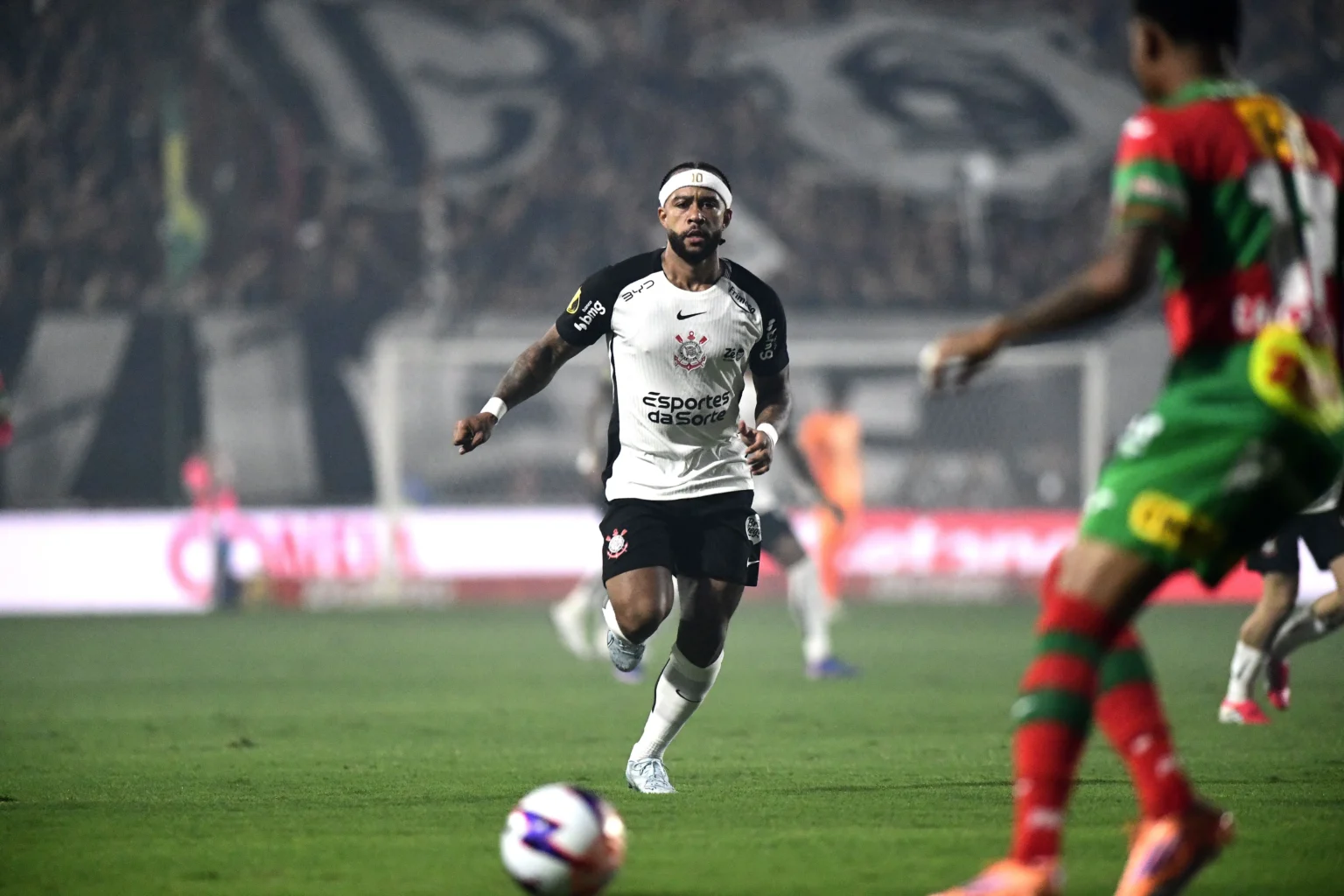 Corinthians: Entre o Brasileirão e a Semifinal, um Dilema com Desgaste Físico