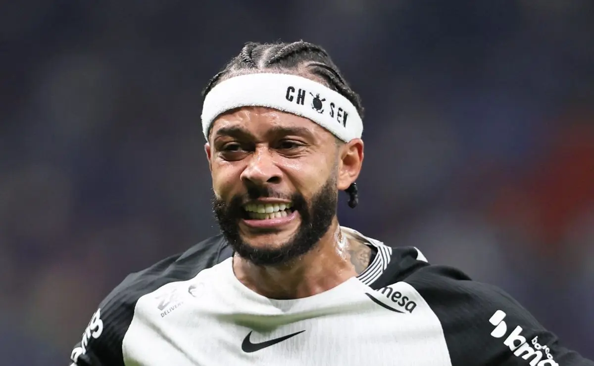 Corinthians minimiza declaração de Memphis Depay sobre outro clube e avalia retorno à Europa. Corinthians minimiza declaração de Memphis Depay sobre outro clube e avalia retorno à Europa.