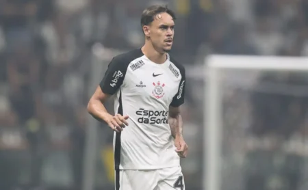 Corinthians busca empate com Cruzeiro no Mineirão em jogo com superioridade numérica Corinthians busca empate com Cruzeiro no Mineirão em jogo com superioridade numérica