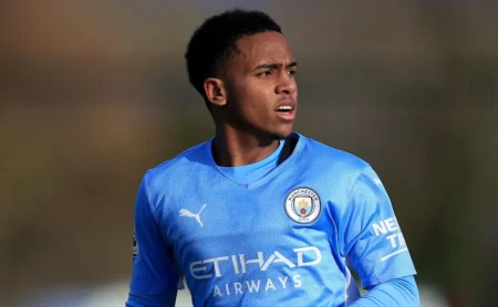 Corinthians desiste oficialmente da contratação de Kayky, atacante do Bahia.