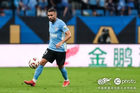 Corinthians avança na contratação do meia Zakaria Labyad: "Praticamente certo"