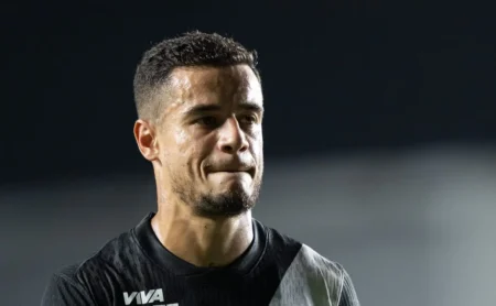 Coutinho avalia aposentadoria após rescisão com o Vasco devido a problemas de saúde mental