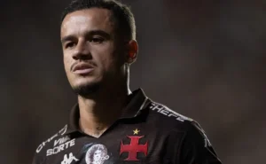Coutinho interessa ao Grêmio após solicitar saída do Vasco e busca apoio de Willian, informa jornalista