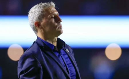 Crespo celebra boa fase de Calleri e valoriza a chegada de Cauly: “Fico muito feliz de tê-lo” Crespo celebra boa fase de Calleri e valoriza a chegada de Cauly: “Fico muito feliz de tê-lo”