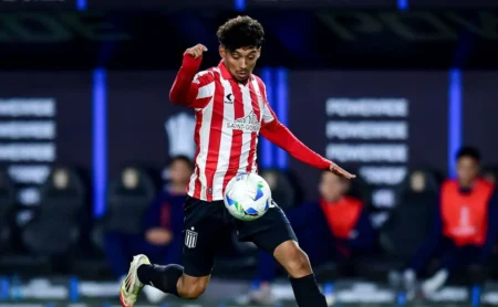 Cristian Medina, na mira do Botafogo, é relacionado para clássico e pode se despedir do Estudiantes Cristian Medina, na mira do Botafogo, é relacionado para clássico e pode se despedir do Estudiantes