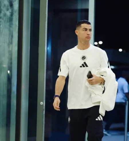 Cristiano Ronaldo retorna ao Al-Nassr após período de afastamento