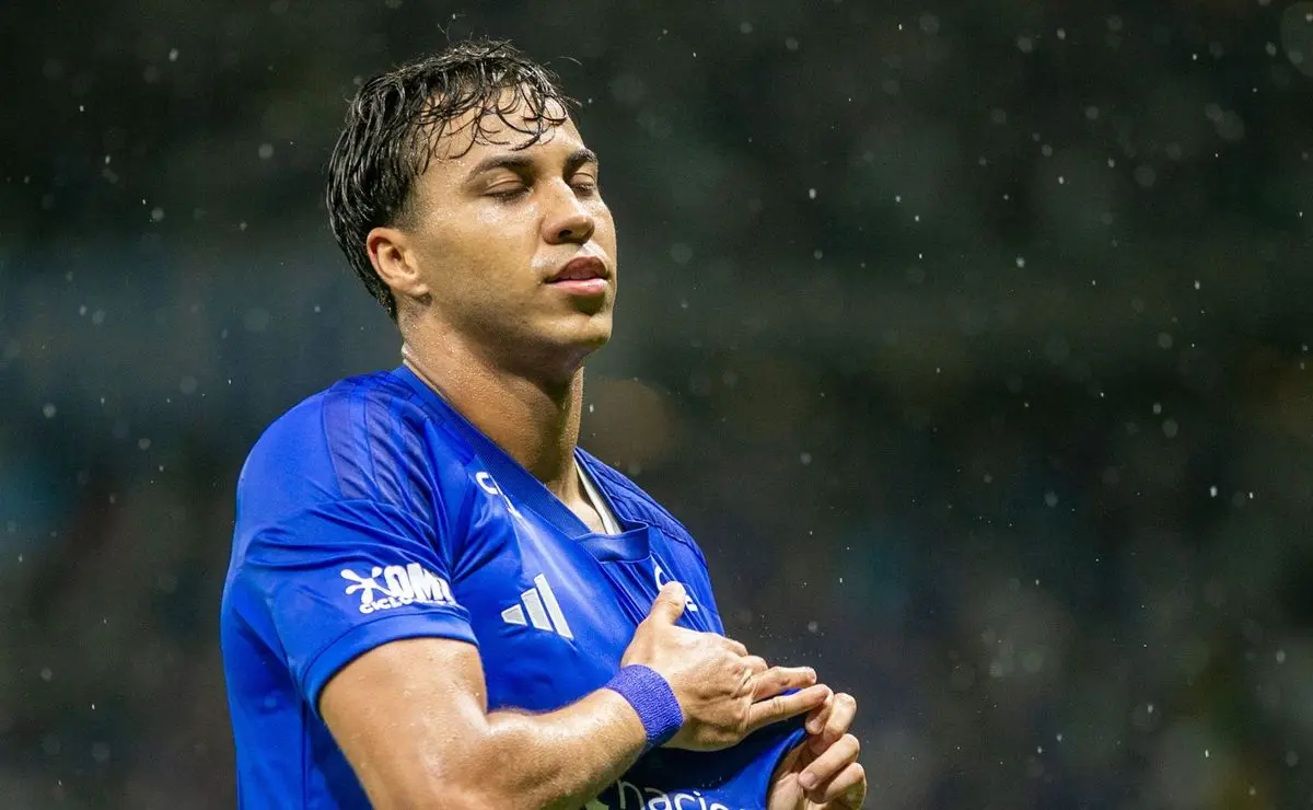 Cruzeiro: ataque com muitos jogadores, mas gols marcados por poucos. Cruzeiro: ataque com muitos jogadores, mas gols marcados por poucos.