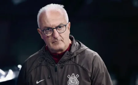 Cruzeiro busca primeira vitória no Brasileirão em duelo com Dorival e histórico desfavorável contra o técnico