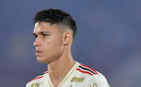 Cruzeiro contrata Luiz Araújo por R$ 86,7 milhões e Flamengo pode ter direito a valor da transferência