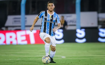 Cuéllar: decepção histórica para Alex Bagé no Grêmio